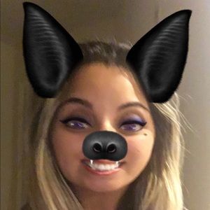 Meet your Posher, Christina